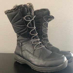Totes / winter faux fur lined boots